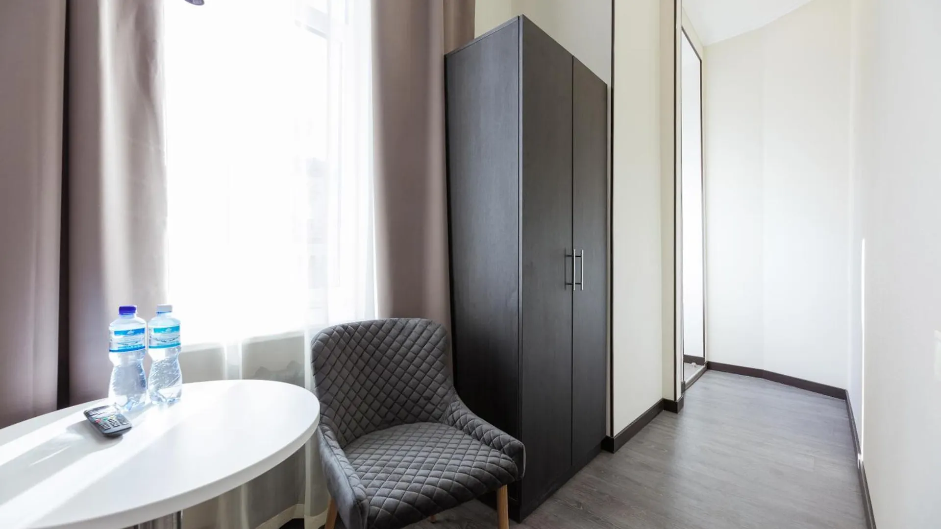 Apart-Hotel -911 Mikhailovsky Kyiv Apartment