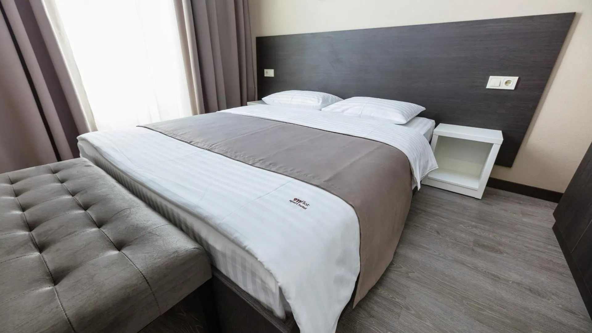 Apart-Hotel -911 Mikhailovsky Kiew Apartment